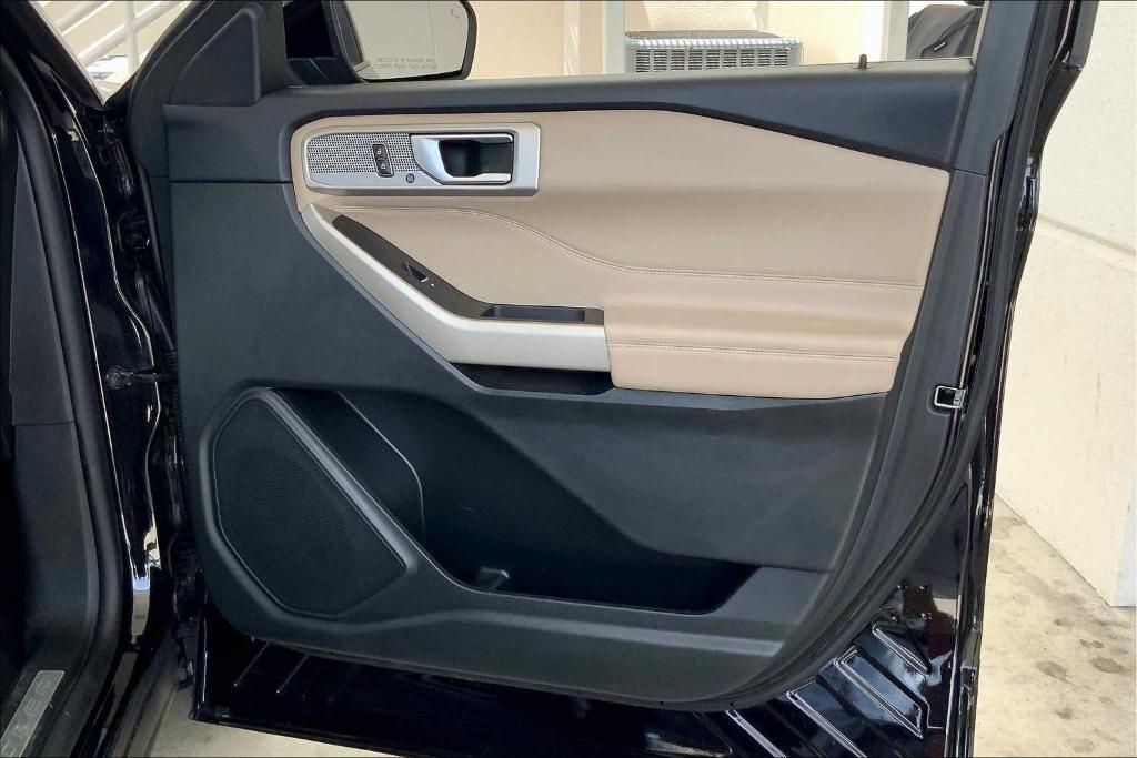 used 2023 Ford Explorer car, priced at $31,138