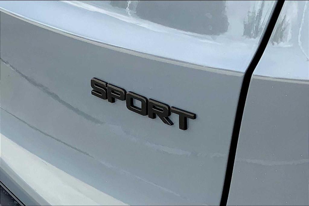 new 2026 Honda CR-V Hybrid car, priced at $37,535