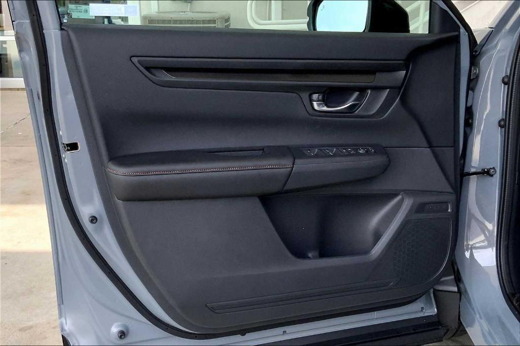 new 2026 Honda CR-V Hybrid car, priced at $37,535