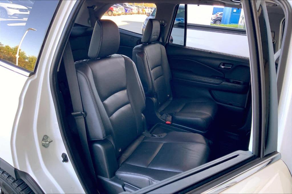 used 2020 Honda Pilot car, priced at $23,262