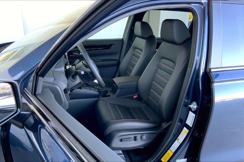 new 2026 Honda CR-V Hybrid car, priced at $43,700