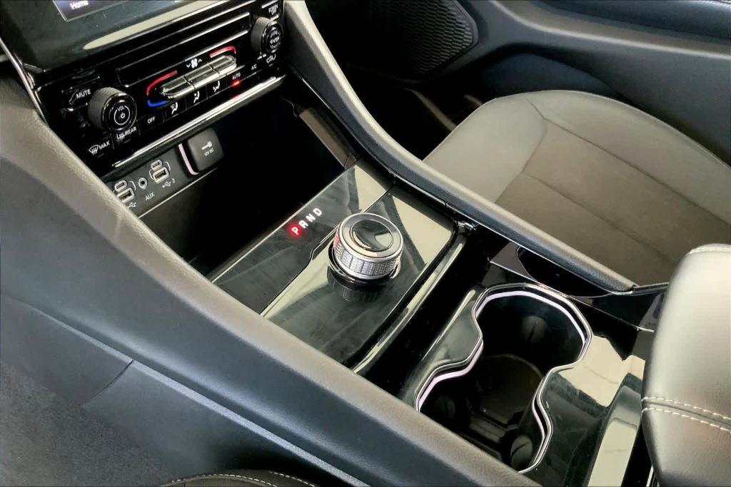 used 2023 Jeep Grand Cherokee L car, priced at $25,267