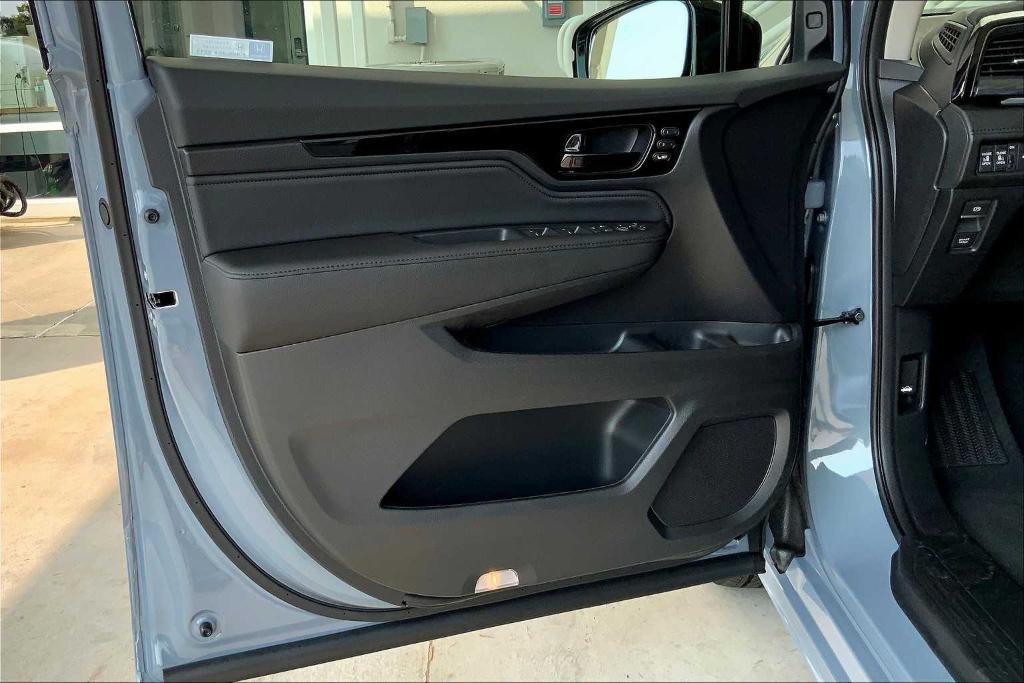 new 2026 Honda Odyssey car, priced at $53,600