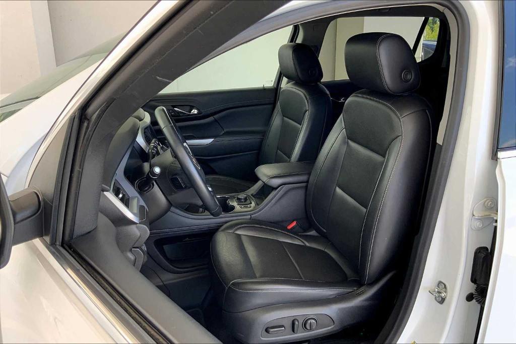 used 2023 GMC Acadia car, priced at $30,406