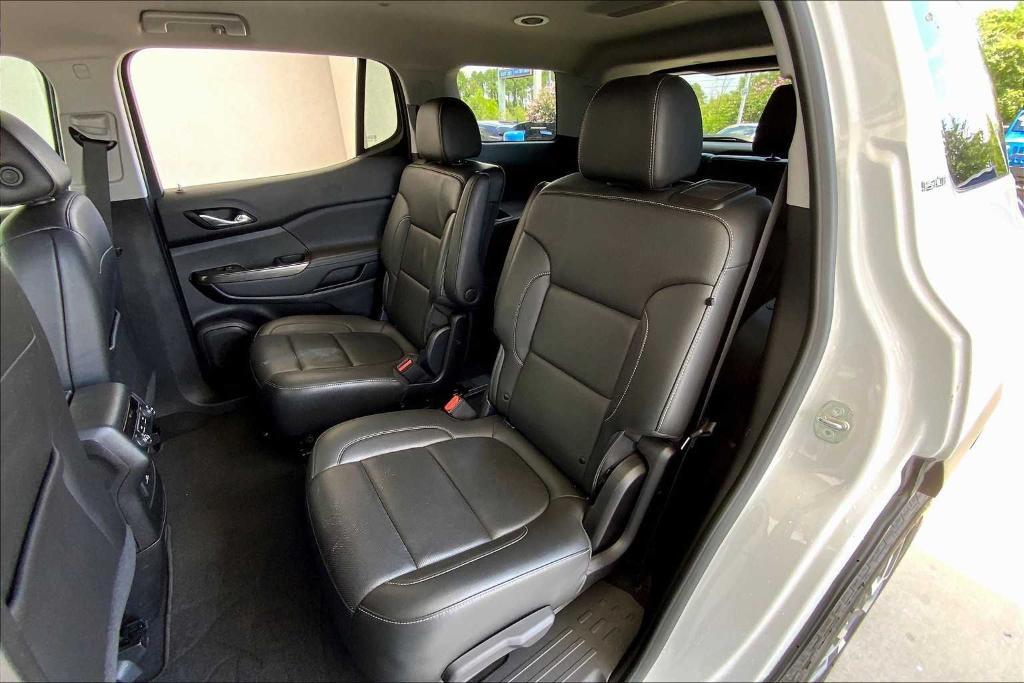 used 2023 GMC Acadia car, priced at $30,406