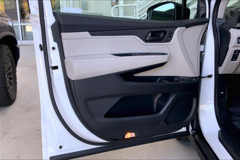 new 2026 Honda Odyssey car, priced at $44,745