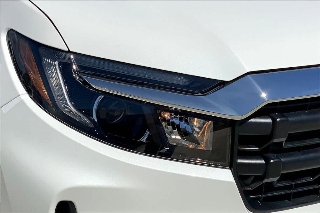 new 2025 Honda Ridgeline car, priced at $44,885