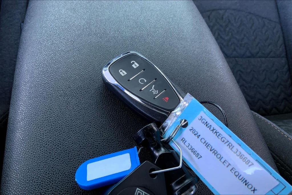 used 2024 Chevrolet Equinox car, priced at $22,146