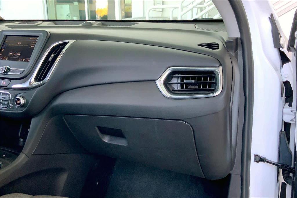 used 2024 Chevrolet Equinox car, priced at $22,146