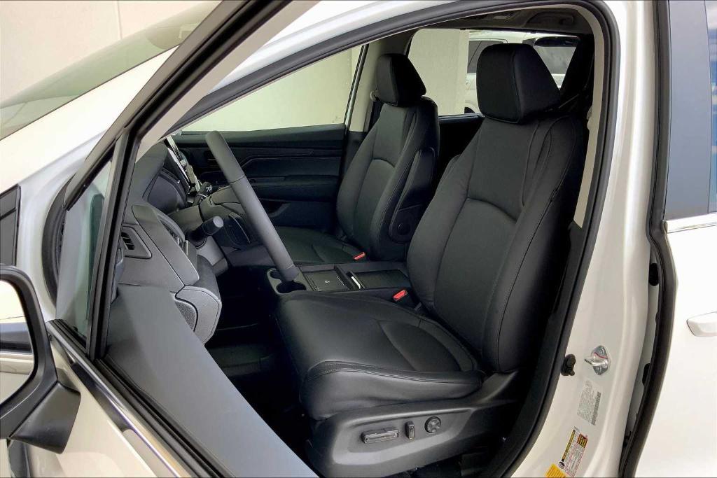 new 2026 Honda Odyssey car, priced at $44,745