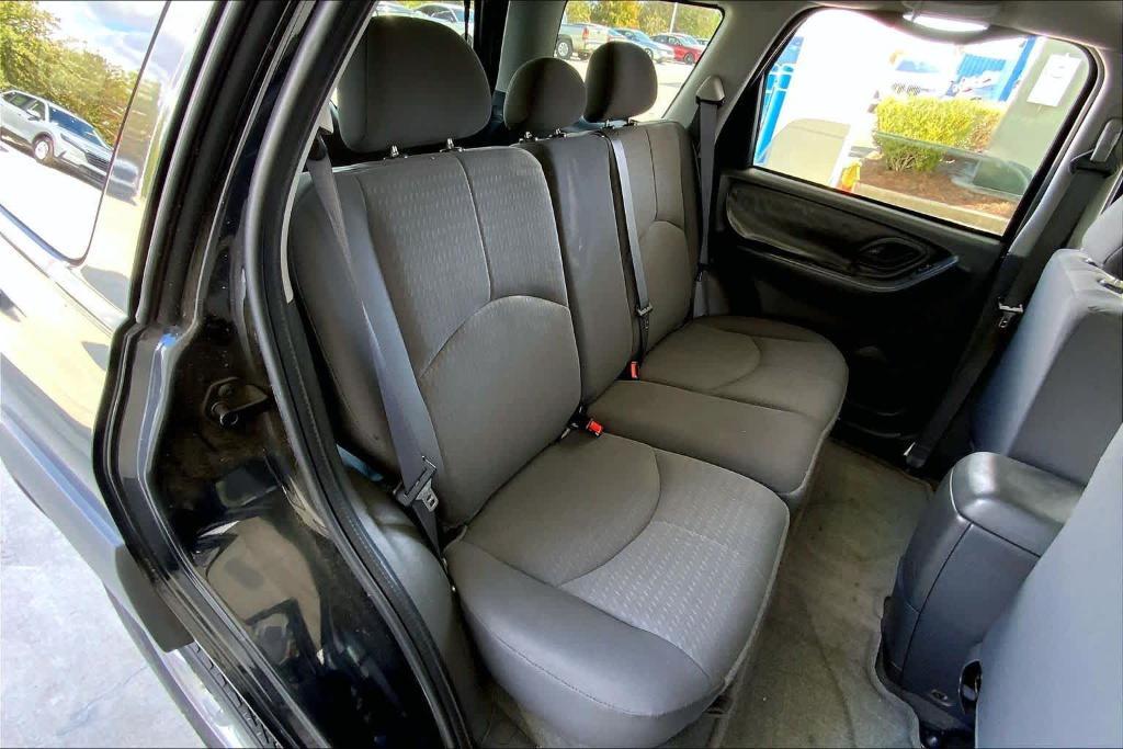 used 2006 Mazda Tribute car, priced at $3,500