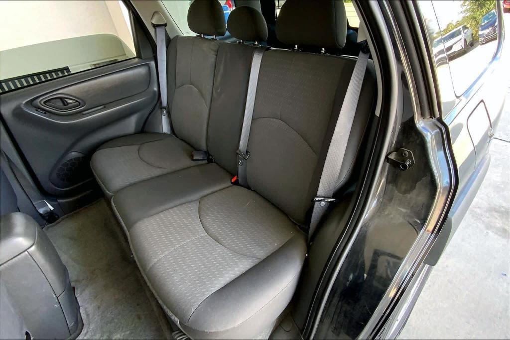 used 2006 Mazda Tribute car, priced at $3,500