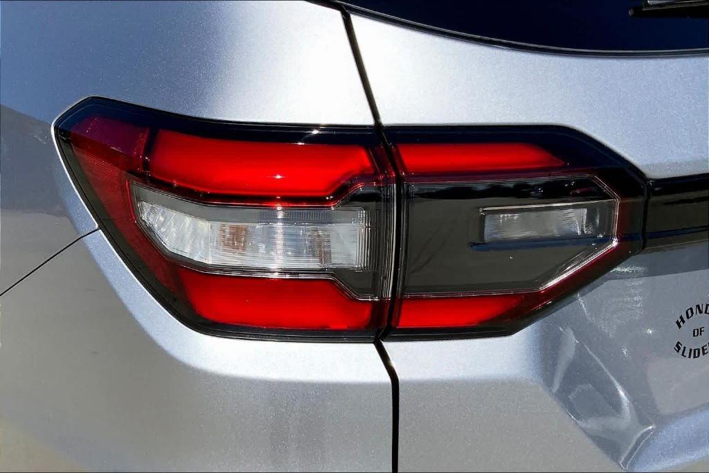 new 2025 Honda Pilot car, priced at $48,095