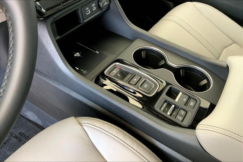 new 2025 Honda Pilot car, priced at $48,095