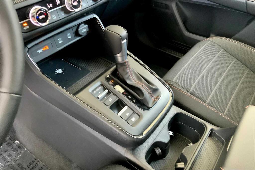 new 2026 Honda CR-V Hybrid car, priced at $38,800