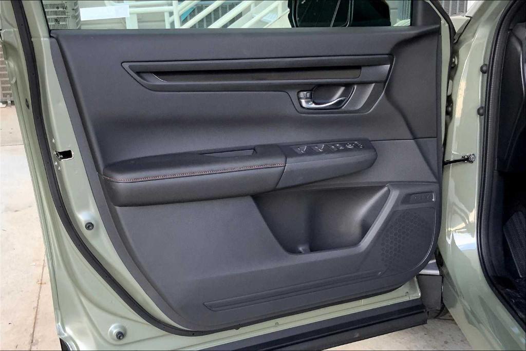 new 2026 Honda CR-V Hybrid car, priced at $38,800