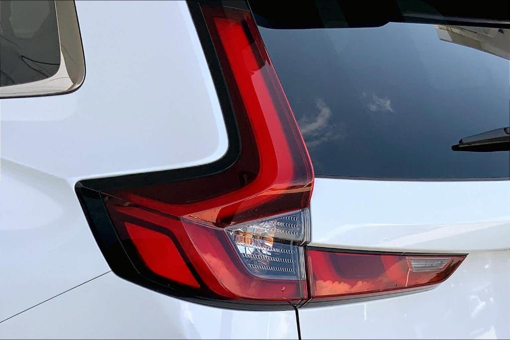 new 2025 Honda CR-V Hybrid car, priced at $37,655