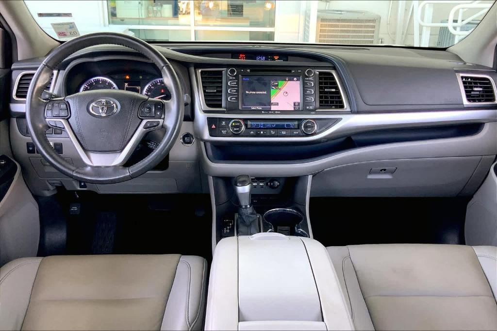 used 2019 Toyota Highlander car, priced at $22,000