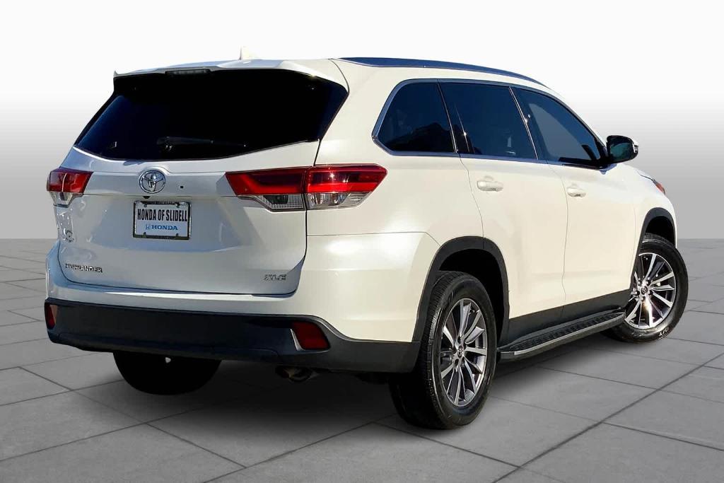 used 2019 Toyota Highlander car, priced at $22,000