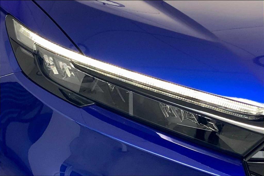 new 2025 Honda CR-V Hybrid car, priced at $41,000