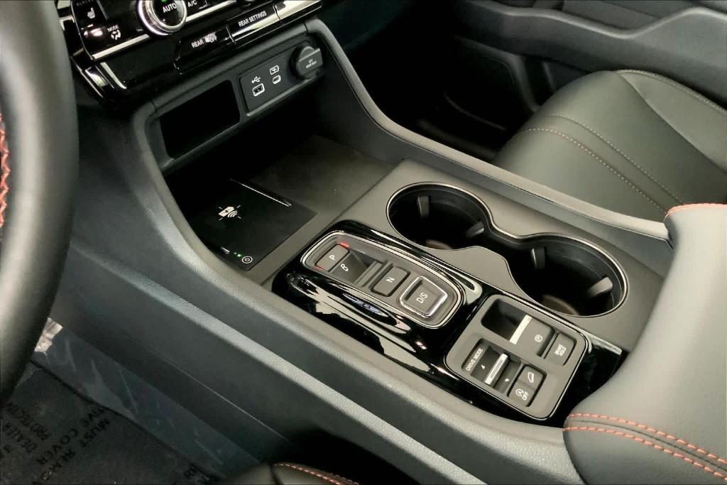 new 2025 Honda Pilot car, priced at $50,895