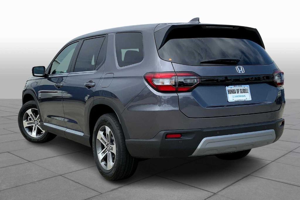 new 2025 Honda Pilot car, priced at $44,950