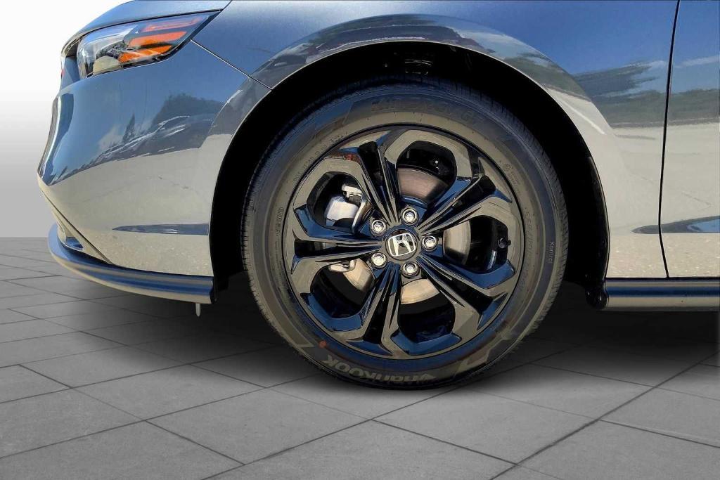new 2025 Honda Accord car, priced at $30,273