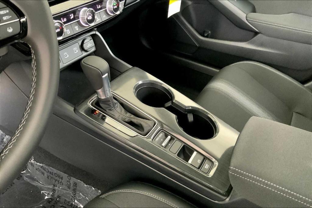 new 2026 Honda Civic Hybrid car, priced at $30,650