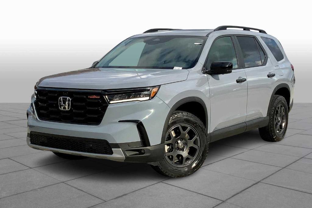 new 2025 Honda Pilot car, priced at $51,305