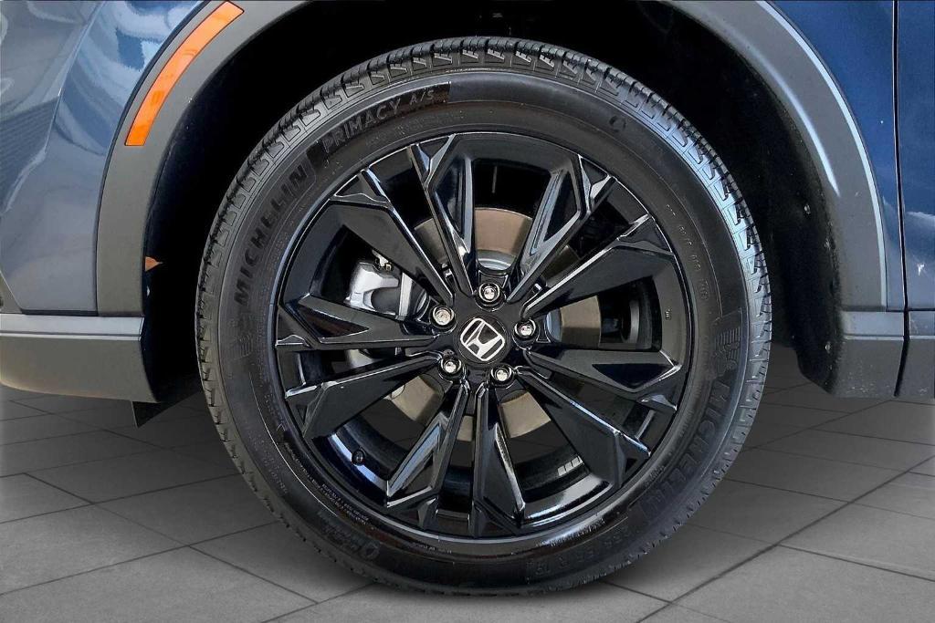 used 2025 Honda CR-V Hybrid car, priced at $39,500