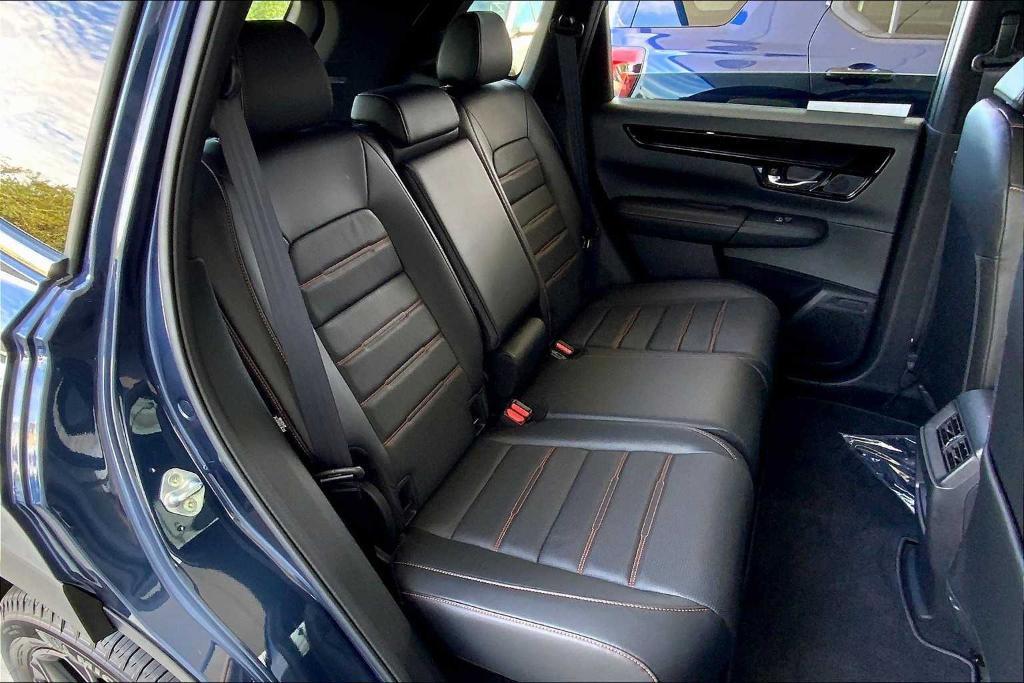 used 2025 Honda CR-V Hybrid car, priced at $39,500