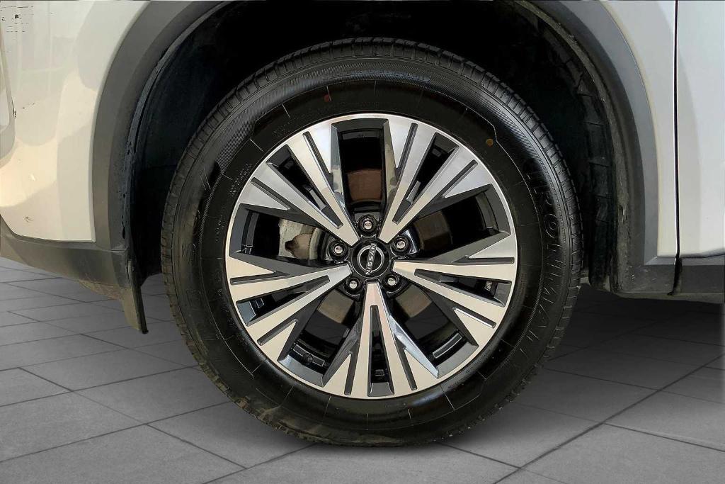 used 2023 Nissan Rogue car, priced at $21,466
