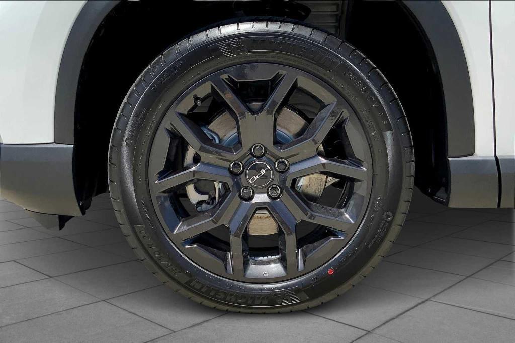 new 2025 Honda Pilot car, priced at $48,350