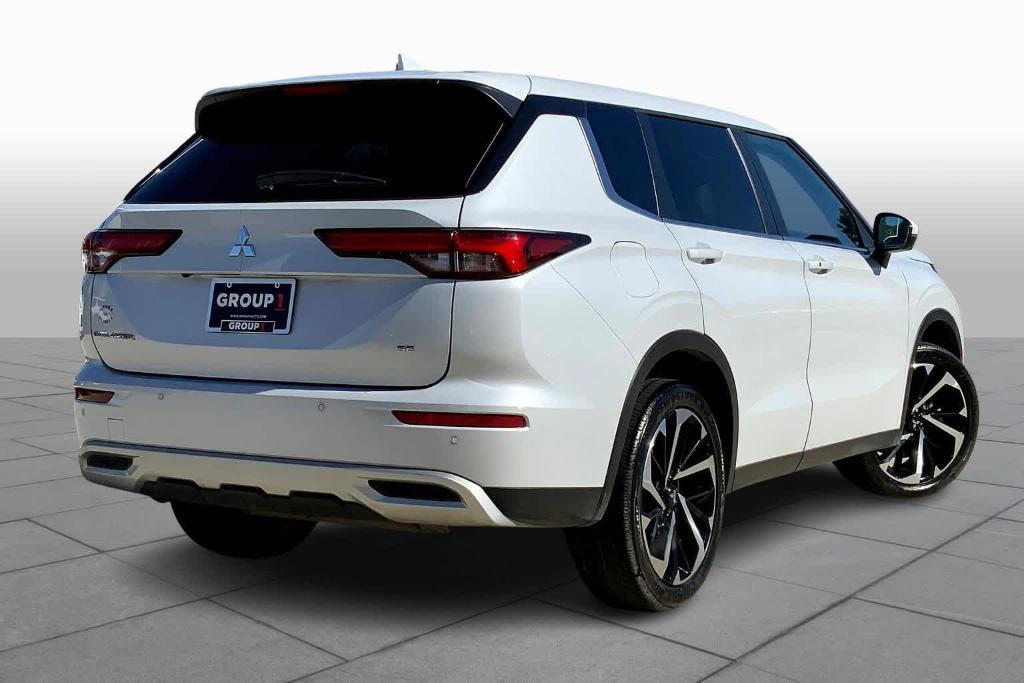 used 2024 Mitsubishi Outlander car, priced at $23,879