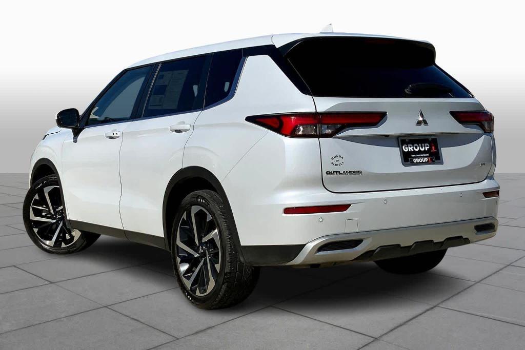 used 2024 Mitsubishi Outlander car, priced at $23,879