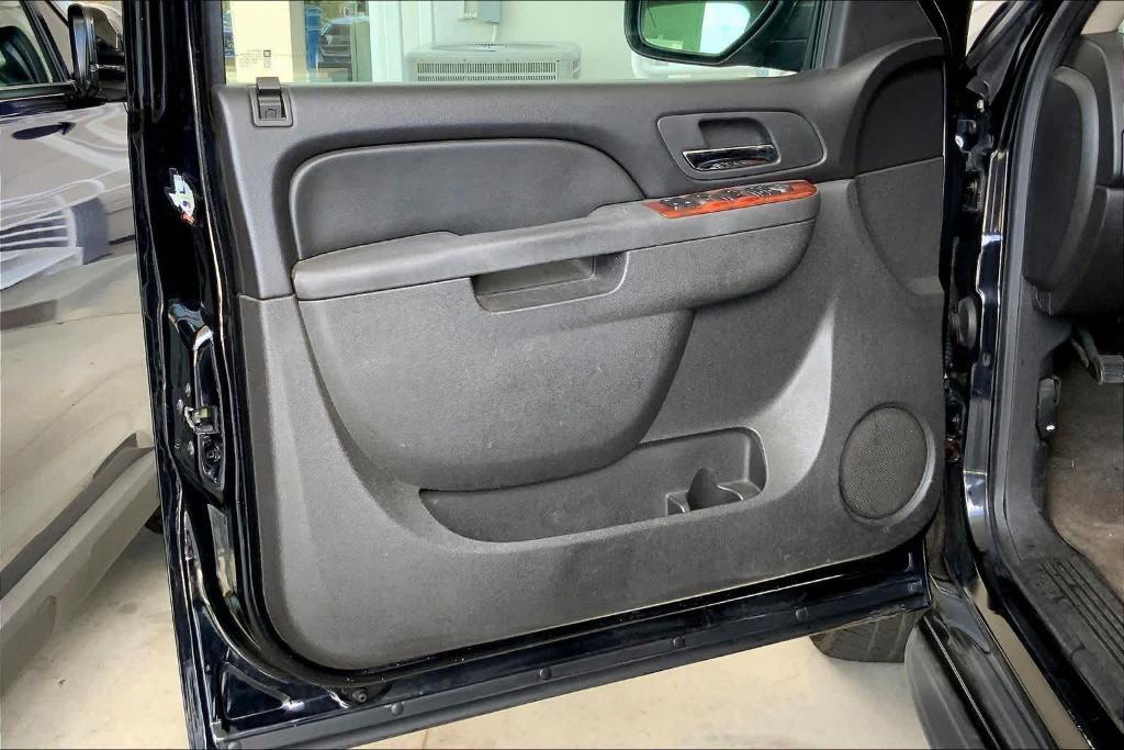 used 2011 Chevrolet Tahoe car, priced at $10,725