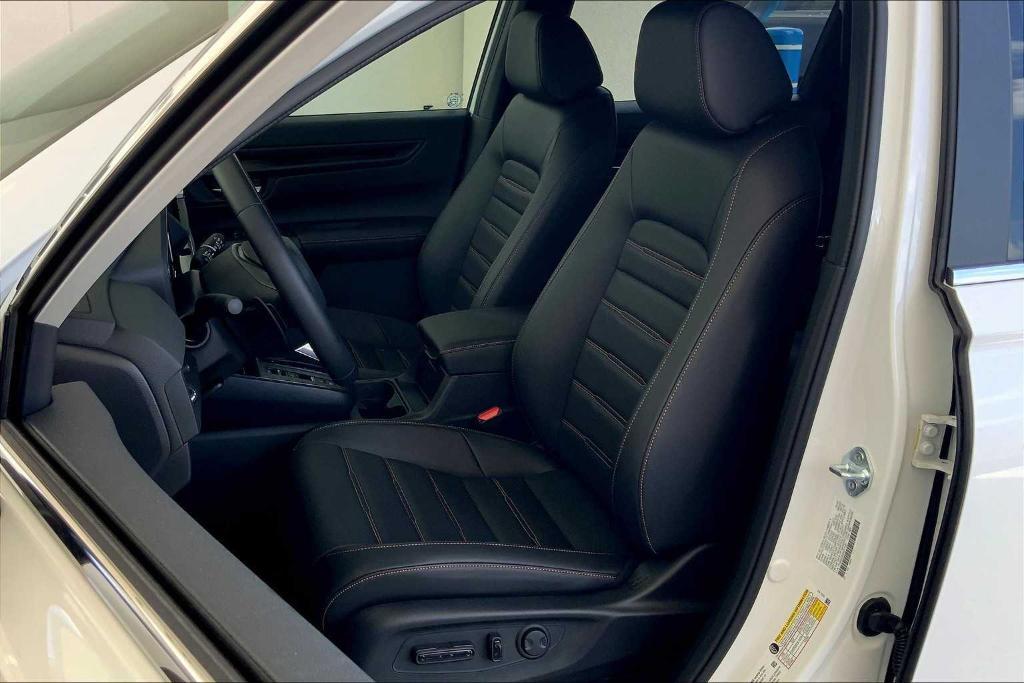 new 2025 Honda CR-V Hybrid car, priced at $39,500