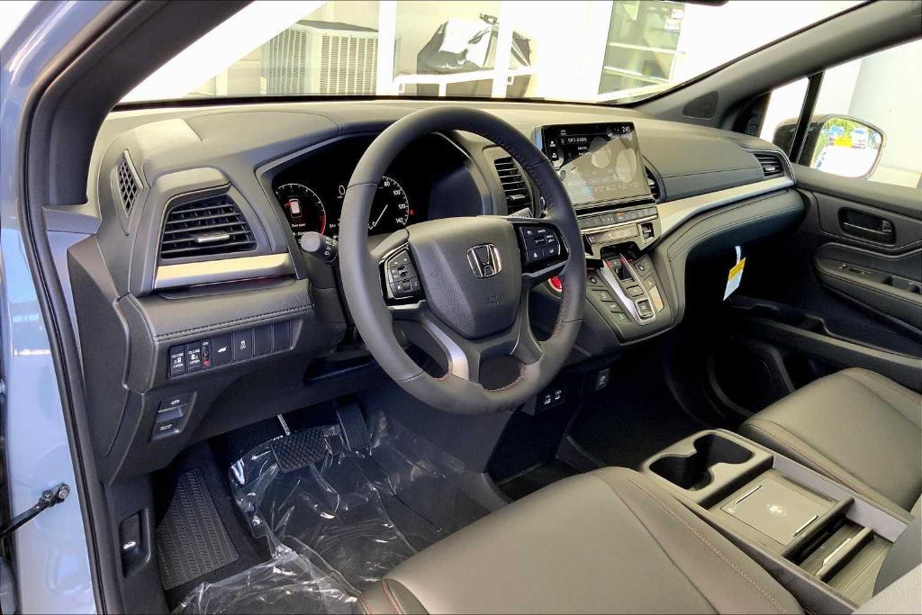 new 2026 Honda Odyssey car, priced at $45,845