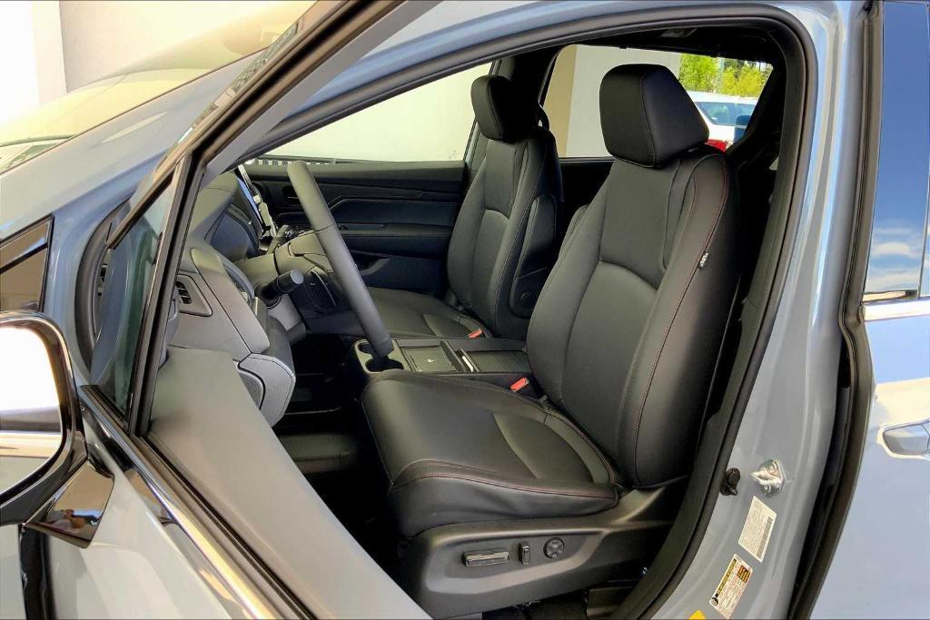 new 2026 Honda Odyssey car, priced at $45,845