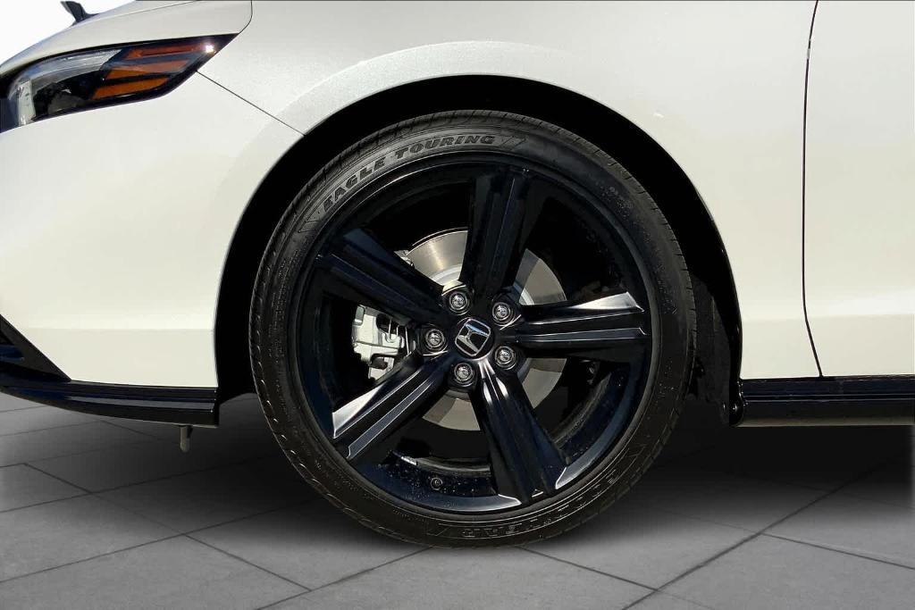 new 2025 Honda Accord Hybrid car, priced at $36,980
