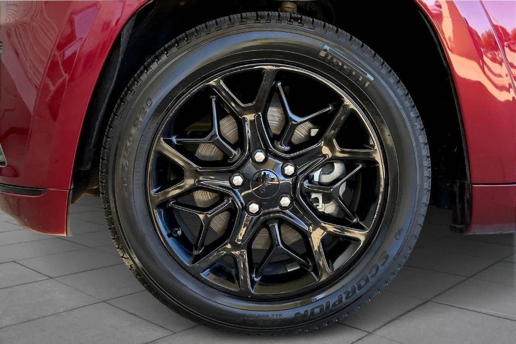 used 2021 Jeep Grand Cherokee car, priced at $25,211