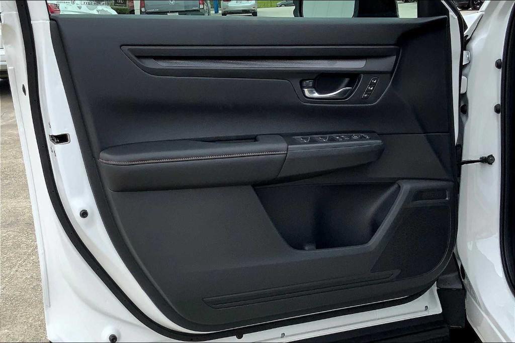 new 2026 Honda CR-V Hybrid car, priced at $40,537
