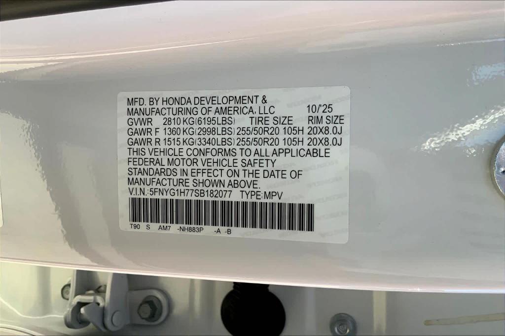 new 2025 Honda Pilot car, priced at $48,389