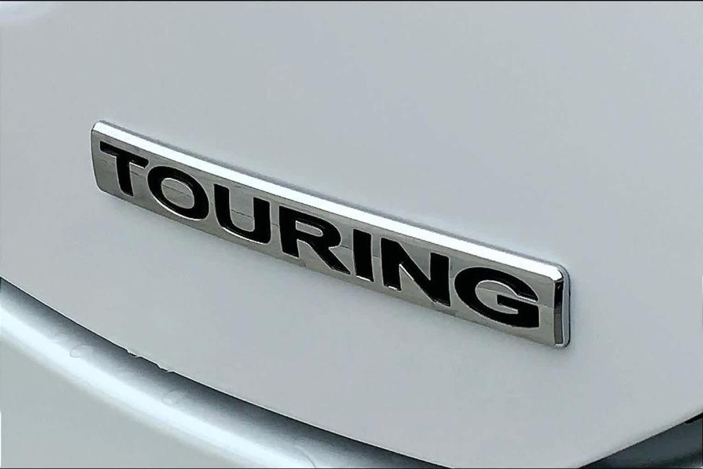 new 2025 Honda Pilot car, priced at $48,389