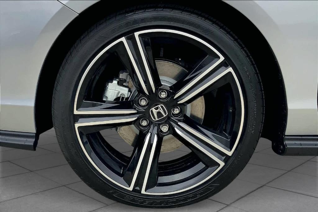 new 2025 Honda Accord Hybrid car, priced at $34,805