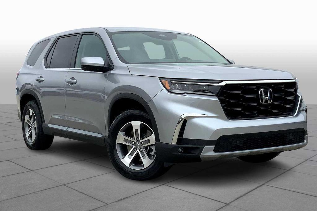 new 2025 Honda Pilot car, priced at $46,430