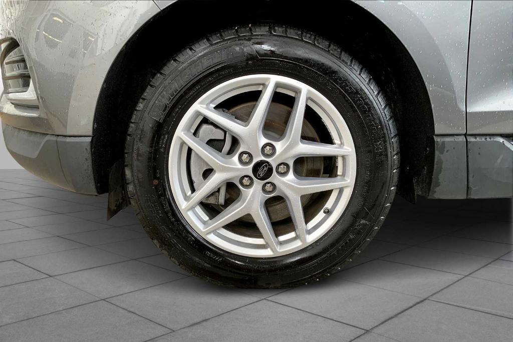 used 2024 Ford Edge car, priced at $24,515