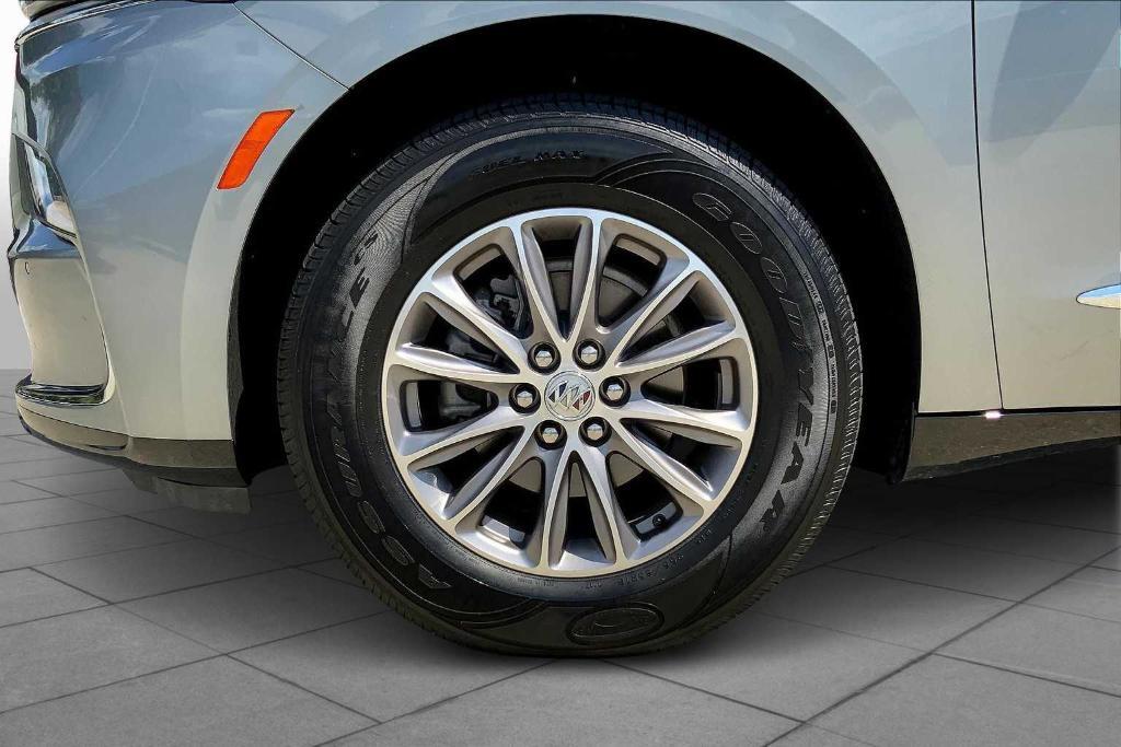 used 2024 Buick Enclave car, priced at $27,980