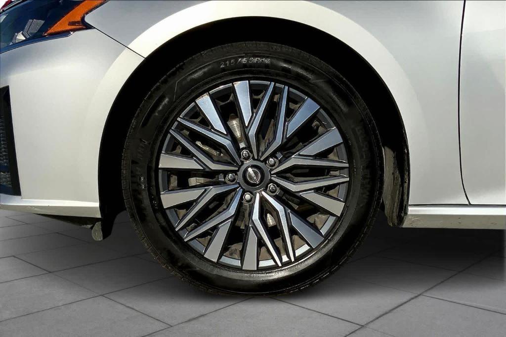 used 2024 Nissan Altima car, priced at $21,185