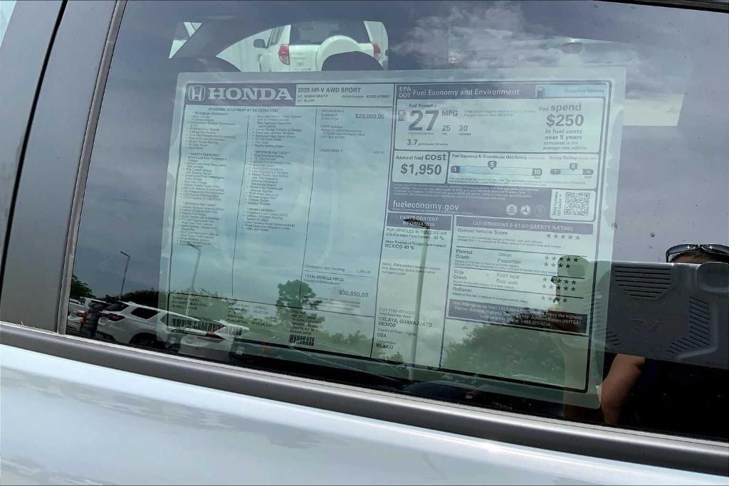 new 2025 Honda HR-V car, priced at $30,850